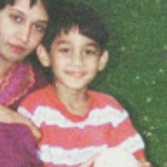 Meet your Posher, Ali - Picture 1 of 1